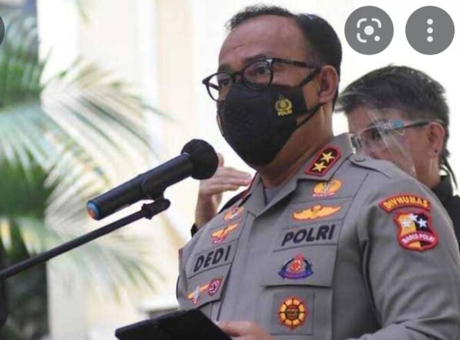 
					Gelar Prarekonstruksi di TKP Kasus Brigadir J, Polri Pastikan Komitmen Pembuktian Ilmiah