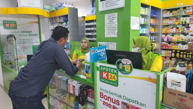 
					Direskrimsus Polda Sulsel Pantau Peredaran Obat Sirup Di Rumah Sakit Dan Apotik, Di Makasar