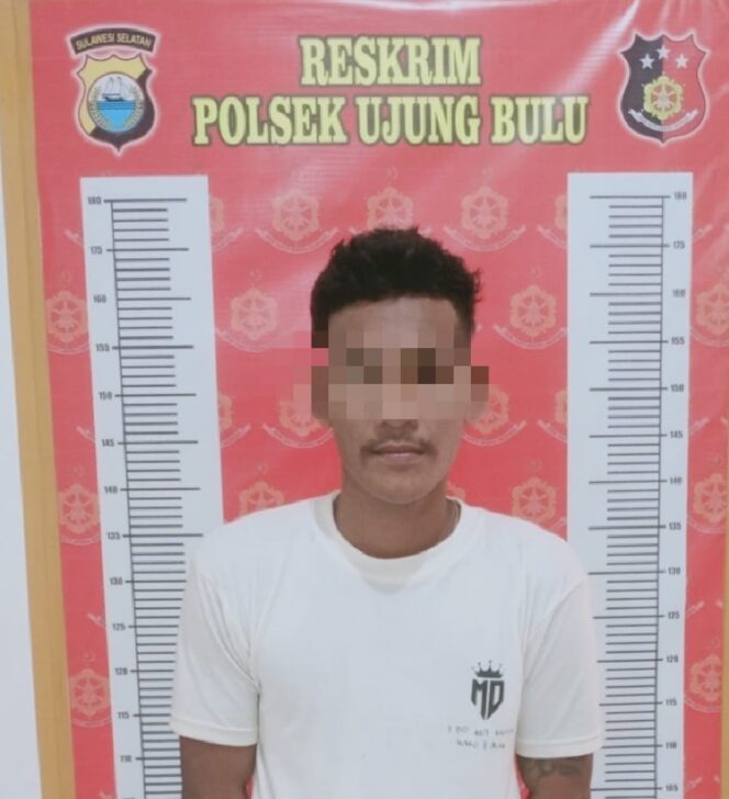 
					Aniaya Dengan Menggunakan Badik, Pelaku Terancam Hukuman 10 Tahun Penjara