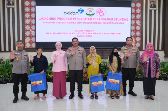 
					Kapolda Sulsel Launching Program Percepatan Penurunan Stunting Polda Sulsel