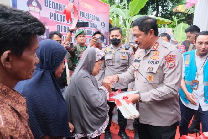 
					Kapolda Sullsel Wujudkan Rumah Layak Huni Bagi Dhuafa