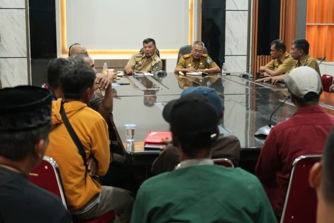 
					Terima Aspirasi Hari Tani Nasional, Bupati Andi Utta Beri Solusi Begini