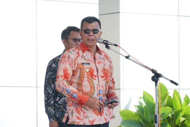 
					Apel Gabungan, Pejabat dan Staf Pemkab Bulukumba Kompak Gunakan Batik