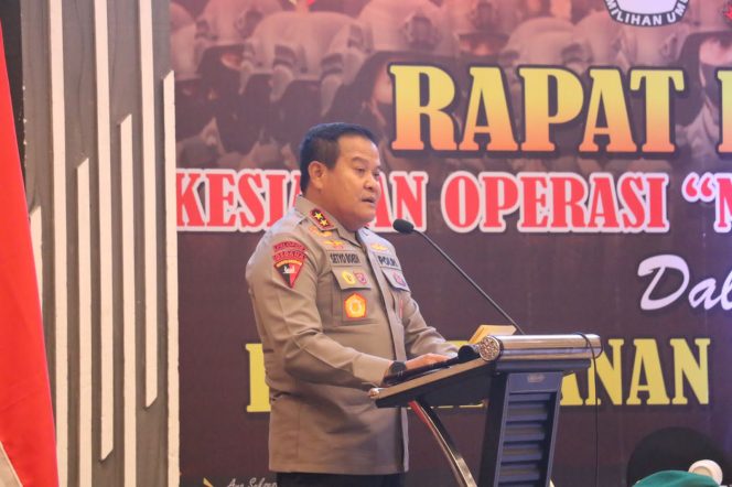 
					Kapolda Sulsel Pimpin Rakor Lintas Sektoral Operasi Mantap Brata 2023-2024