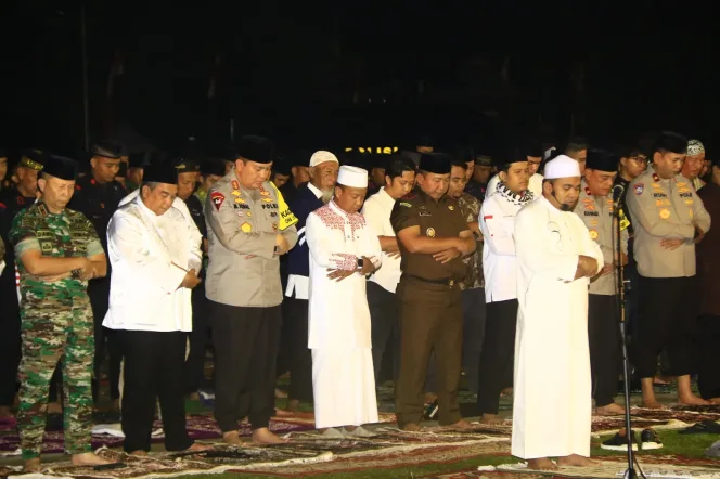 
					Gelar Doa Bersama, Kapolda Riau: Puncak dari Cooling System Wujudkan Pemilu Damai