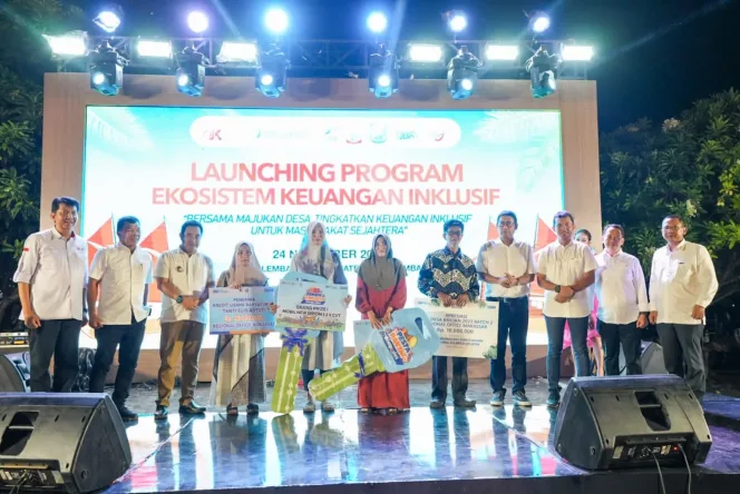 
					Pj Gubernur Bersama Bupati Bulukumba dan Pimpinan OJK Launching Program EKI di Desa Lembanna Bulukumba